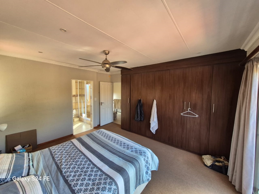 3 Bedroom Property for Sale in Boschdal North West